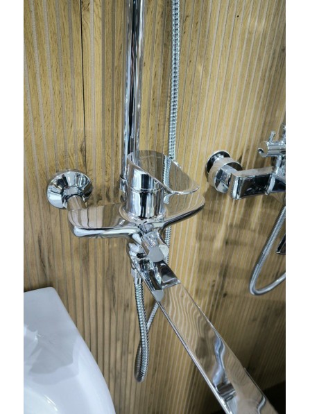 Душевая стойка Uovo A0894